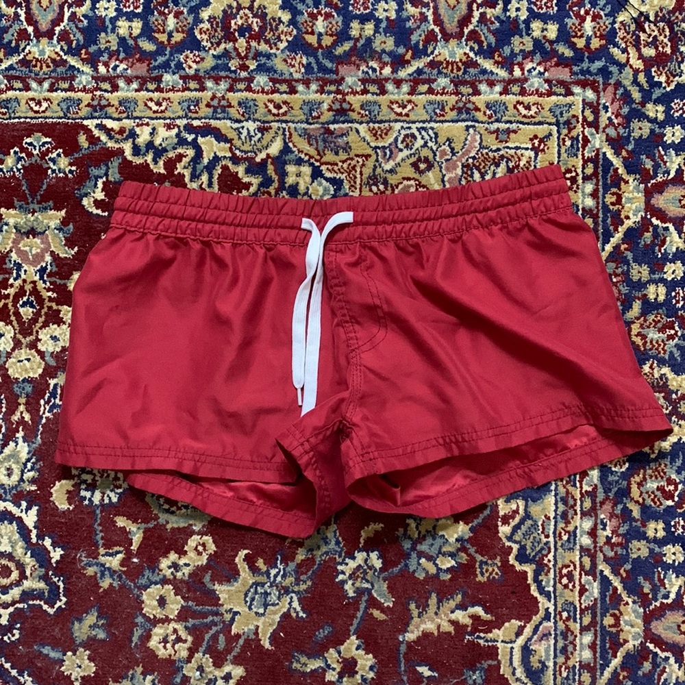 Cute red light shorts